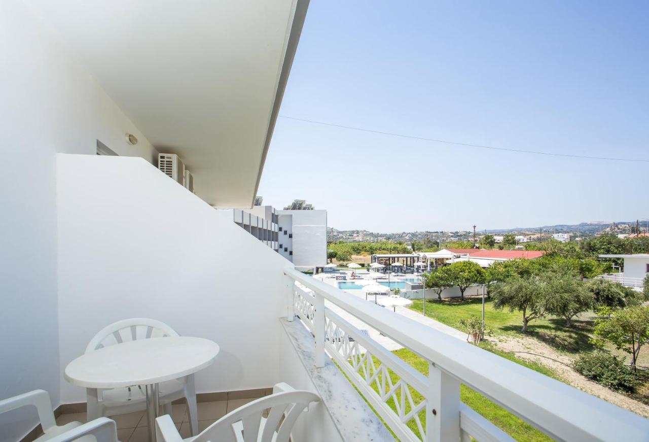 Tsampika Hotell